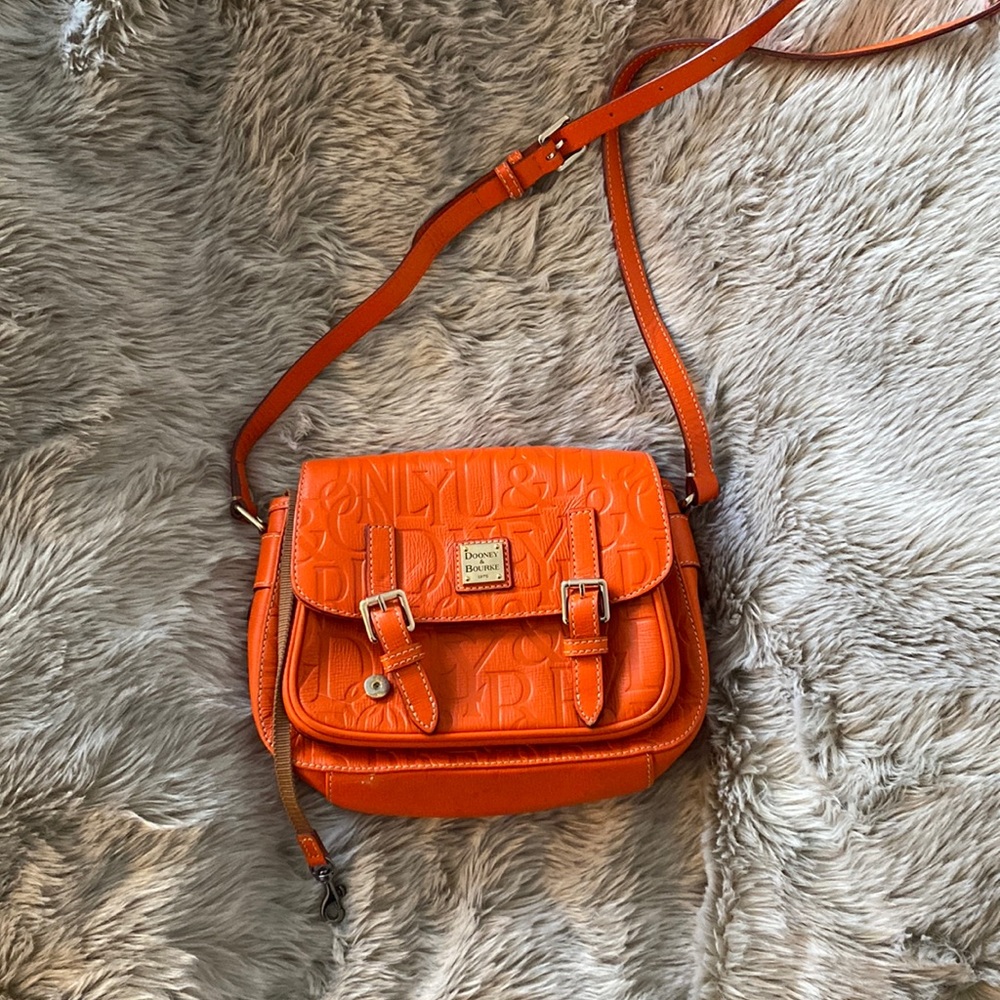 Dooney and Bourke Orange purse!